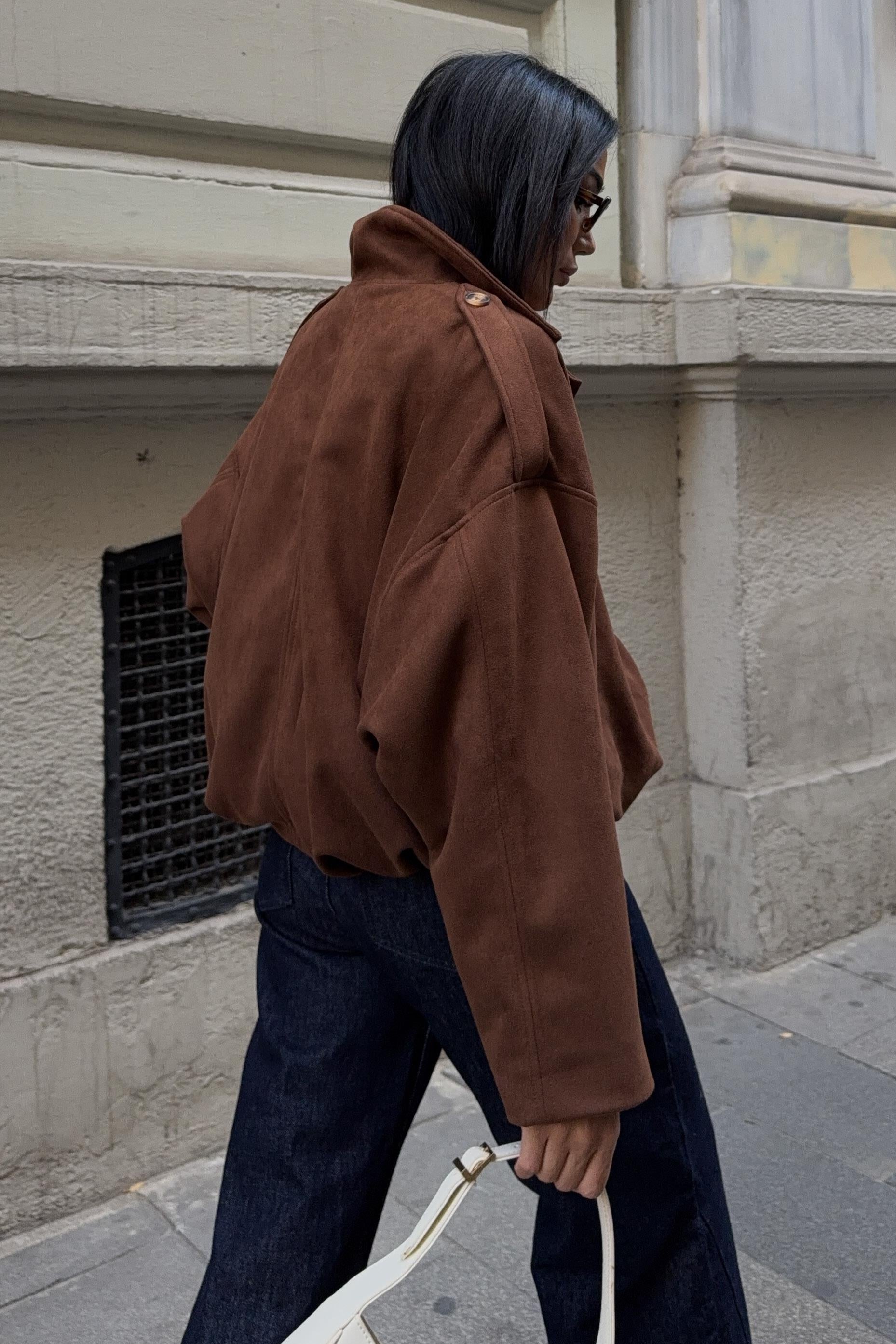 Premium Süet Bomber Ceket – Kadınlar İçin Büyük Boy Kısa Ceket – Kahverengi