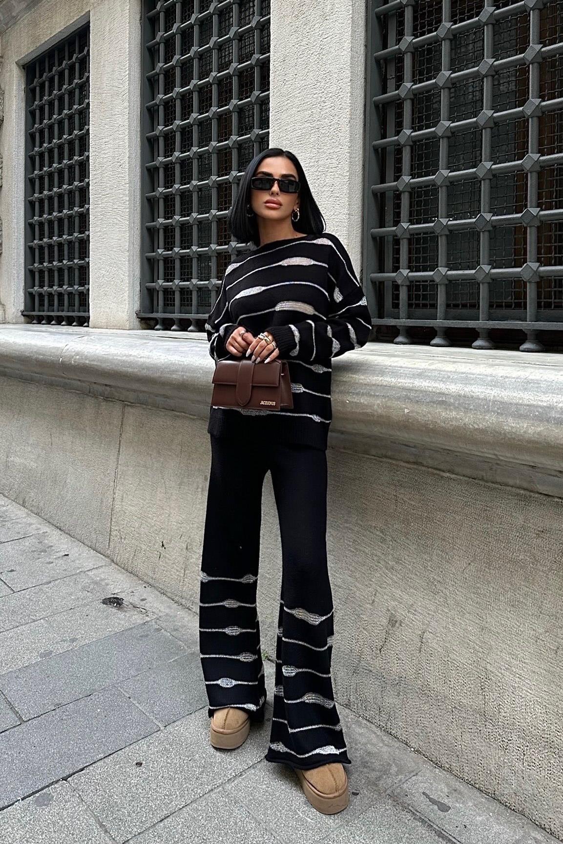 Ellery Simli Triko Takım – Parlak Detaylı İki Parça Kazak ve Pantolon Takım – Kahverengi