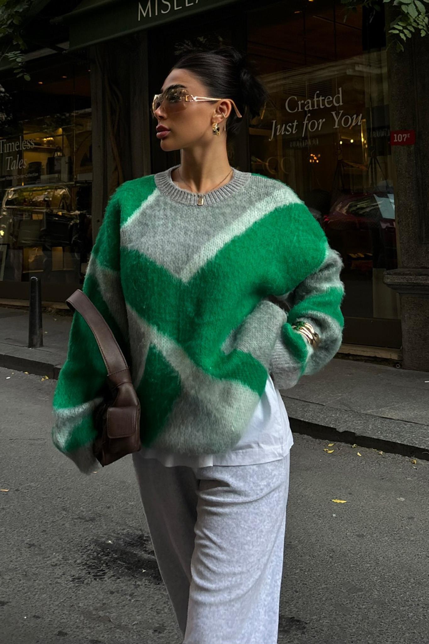 💚 Blok Desenli Neon Oversize Triko Kazak – Günlük Şık Triko